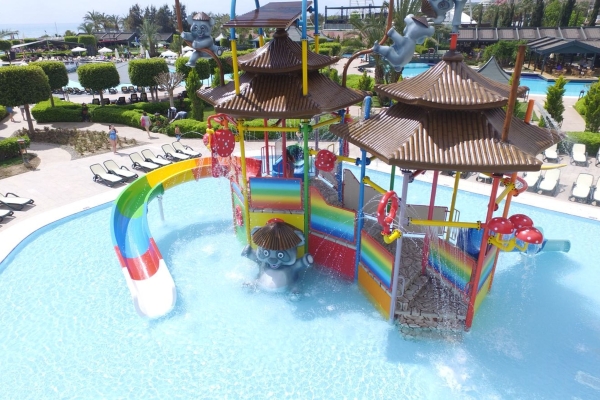 Limak Lara De Luxe Hotel & Resort